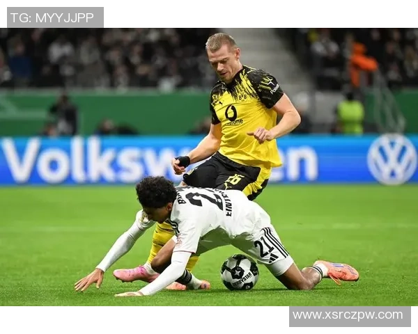 德国杯激战桑德豪森迎战门兴双方争夺晋级名额的精彩对决