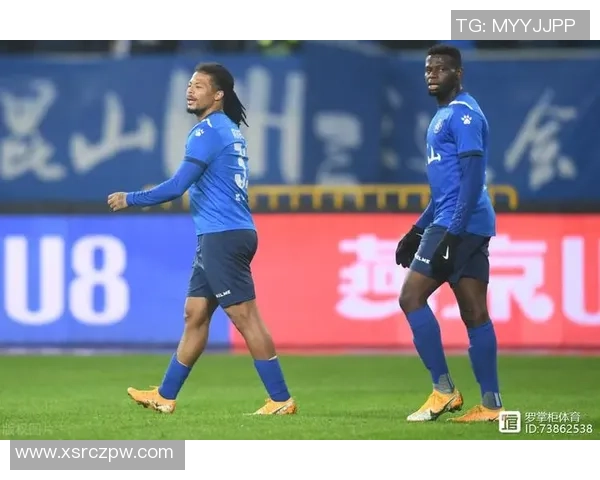 帕丘卡与萨普里萨激战正酣赛果揭晓引发球迷热议 帕丘卡与萨普里萨激战正酣赛果揭晓引发球迷热议